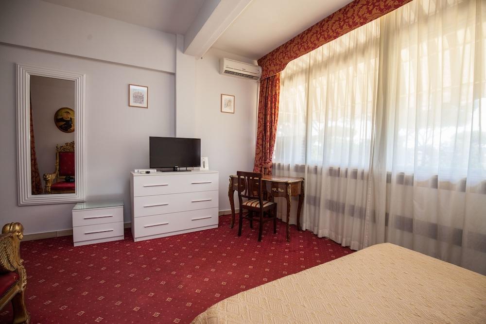 Hotel Giulietta E Romeo Casal Palocco Kültér fotó
