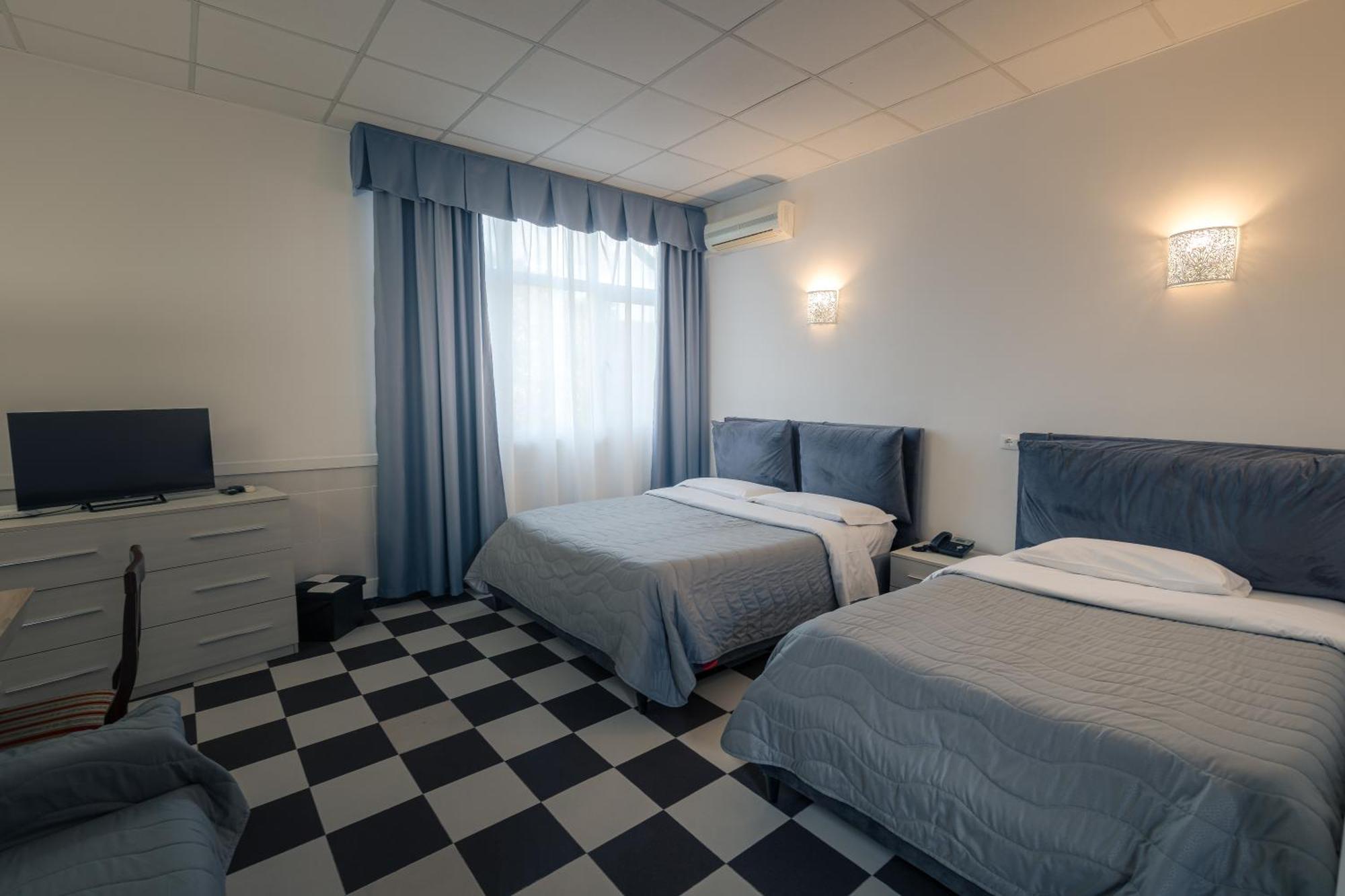 Hotel Giulietta E Romeo Casal Palocco Kültér fotó