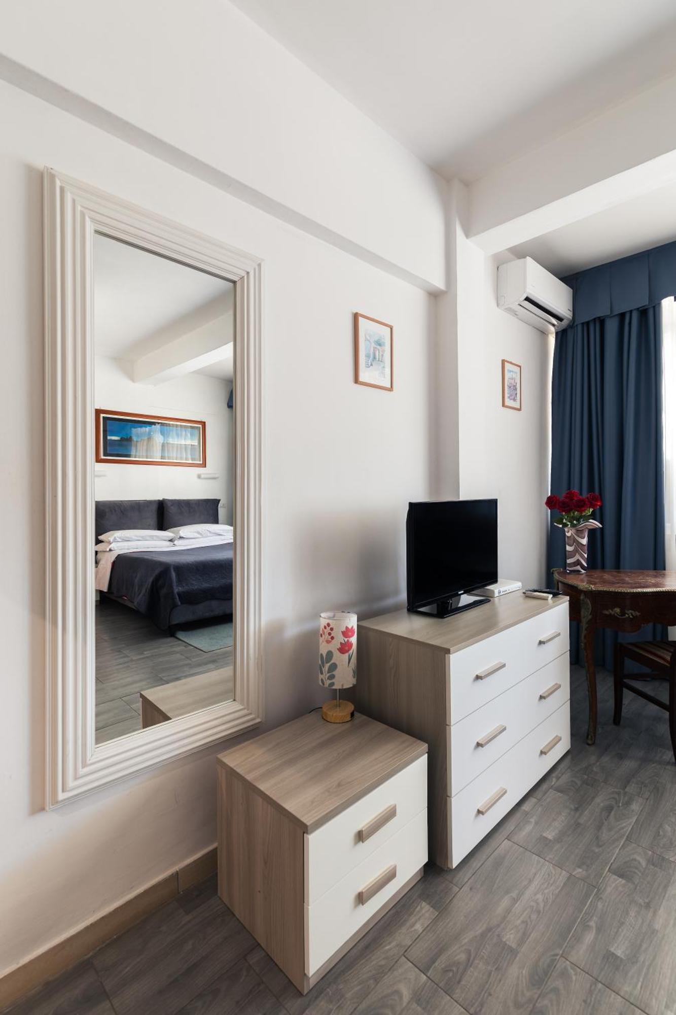 Hotel Giulietta E Romeo Casal Palocco Kültér fotó